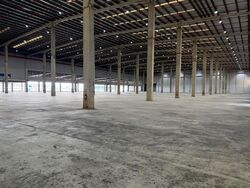 Japanese Secondary School (D5), Warehouse #517800951